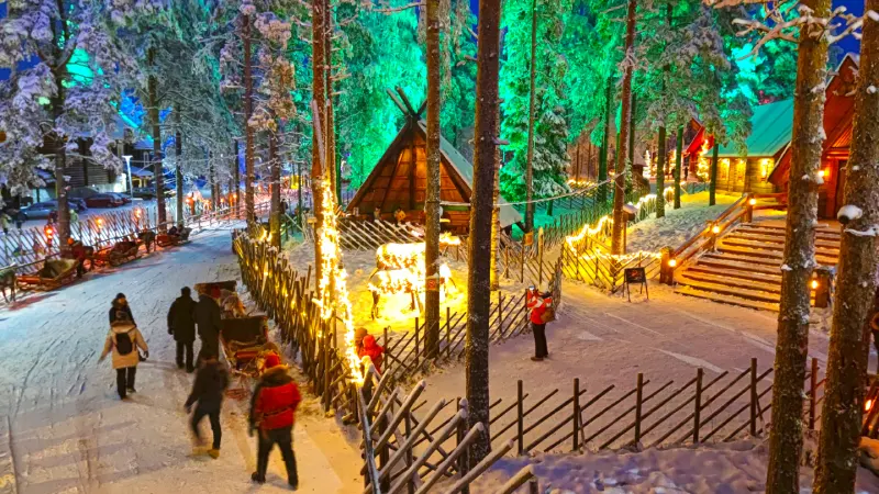 Zimowa przygoda na skuterach do farmy reniferów z obiadem w Wiosce Mikołaja